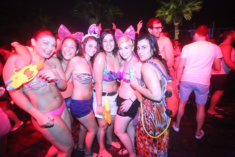Lebanon Largest FOAM Party 3 (3)